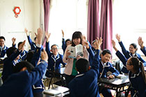 女生让男生捅鸡鸡视频君谊中学“新初中”